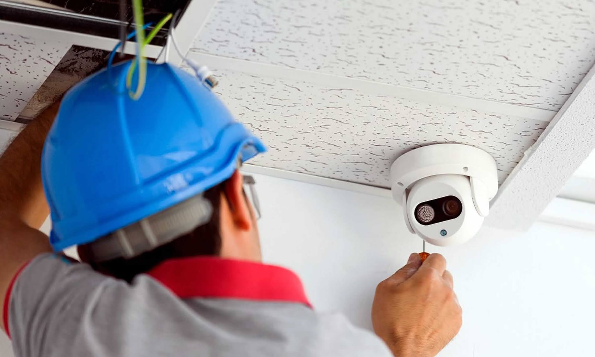 видеонаблюдение в доме. видеонаблюдение многоквартирного дома. монтаж камер видеонаблюдения. установка видеонаблюдения помещений. монтаж систем видеонаблюдения.