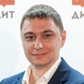 speaker photo