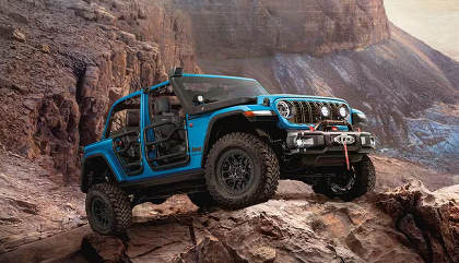 1,3 млн автомобилей Jeep оказались бракованными. Из-за проблем с проводкой усилителя руля машины горят