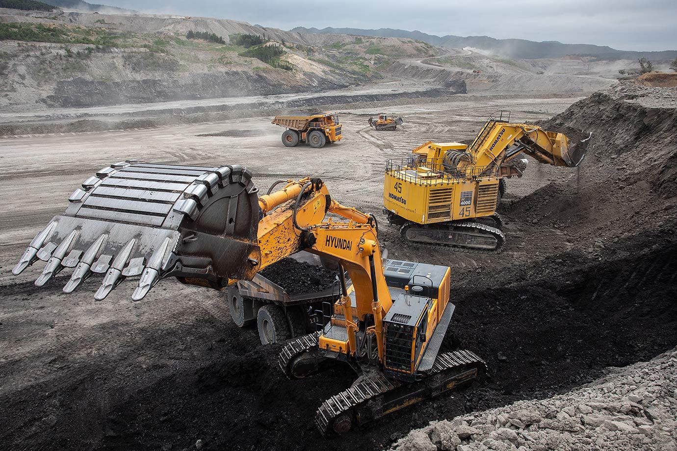 Стойленское железорудное месторождение. Карагандинский каменноугольный бассейн. Добыча открытым способом предприятия. Добыча меди угмк. Витватерсранд месторождение золота.