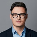 speaker photo