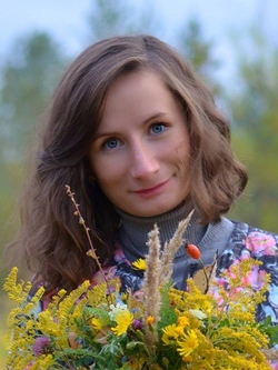 Елисеева Татьяна.