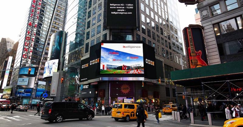 Файл:NY-Timesquare-itelligence-AG .jpg