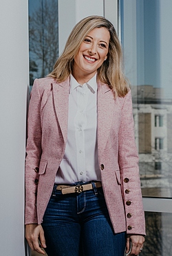 Шир Даниэла (Danielle Sheer)