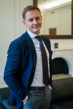 Гусельников Григорий Александрович