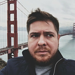 Петров Артур