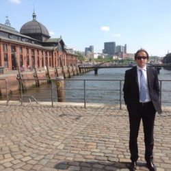 Литвинов Денис Александрович