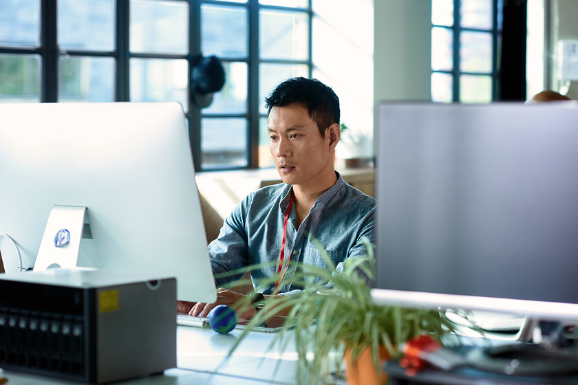 Poly представила Poly Lens с облачной аналитикой и возможностью управления видеоустройствами