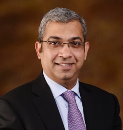 Вемури Ашок (Ashok Vemuri)