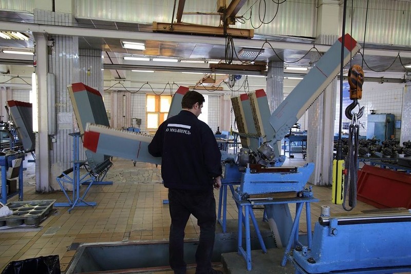 Файл:ММЗ вперед.jpg