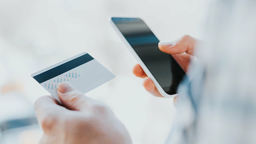 Участник хакерской группы TipTop, кравшей средства с банковских карт, приговорён к 2 годам тюрьмы условно Иллюстрация: ria.ru