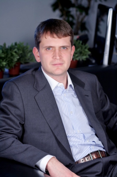 Файл:Ivan tavrin megafon.jpg