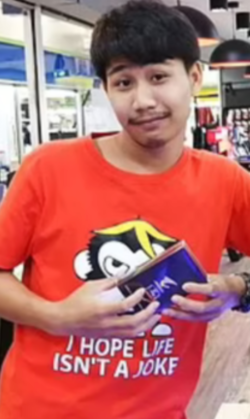 Макмек Данай (Danai Makmek)