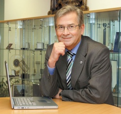 Гуриев Марат Аликович