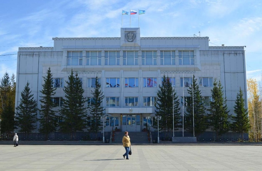 Здание Мирнинского районного Совета депутатов