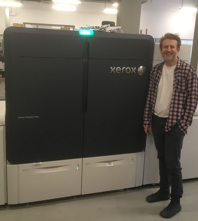 Xerox Iridesse Production Press в компании «Технологии рекламы»