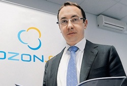 Люке Бернар (Bernard Lukey)