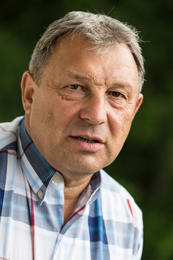 Светликов Юрий Николаевич