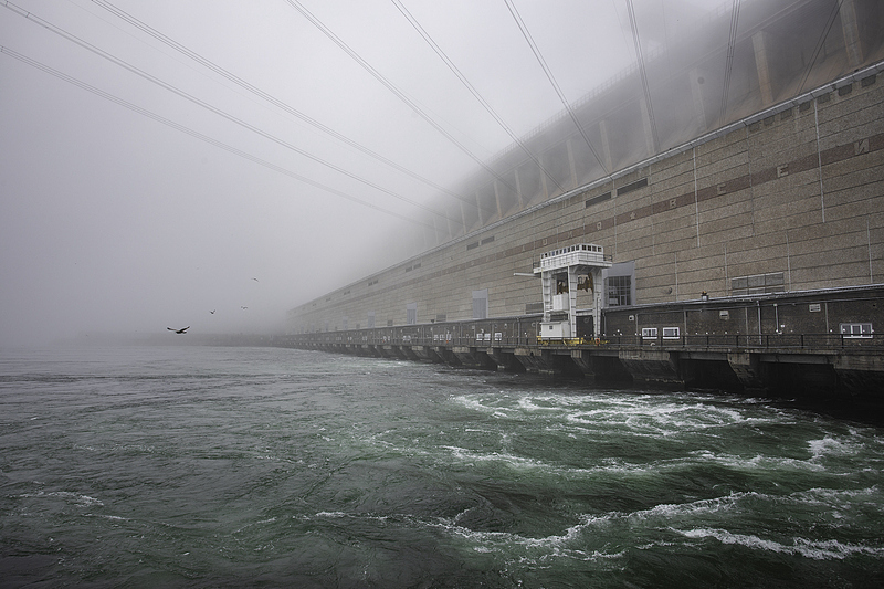 Файл:Братская ГЭС.jpg