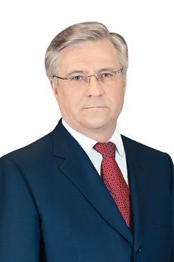 Максимов богдан леонидович