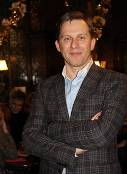 Крестьянинов Артем Юрьевич