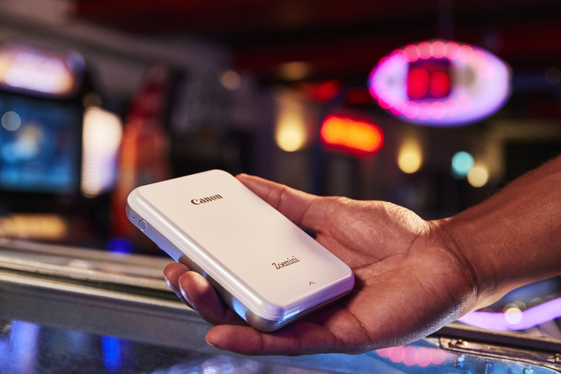 Файл:Canon Zoemini1.jpg