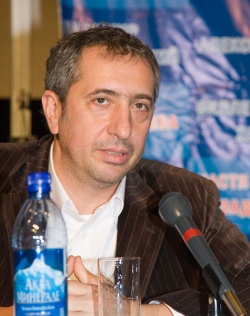 Николау Лев Всеволодович