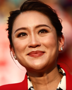 Чинават Пэтонгтарн (Paetongtarn Shinawatra)