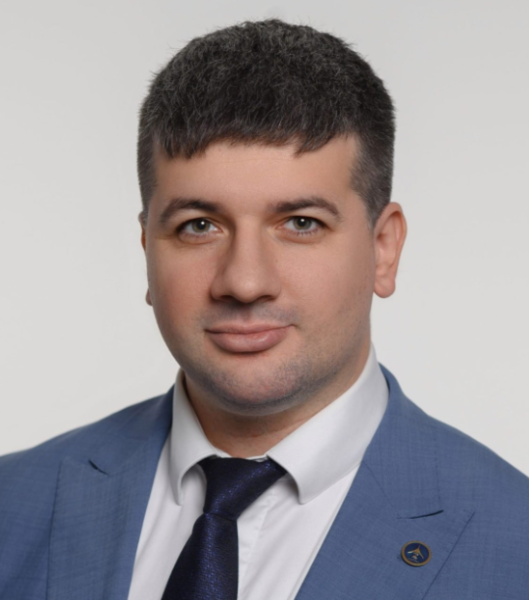 Файл:Юрий Абросимов.png