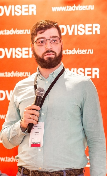 Файл:Oganesyan maksim mvideoeldorado2020091611.jpg