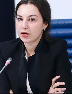 Антонова Эльза Юрьевна